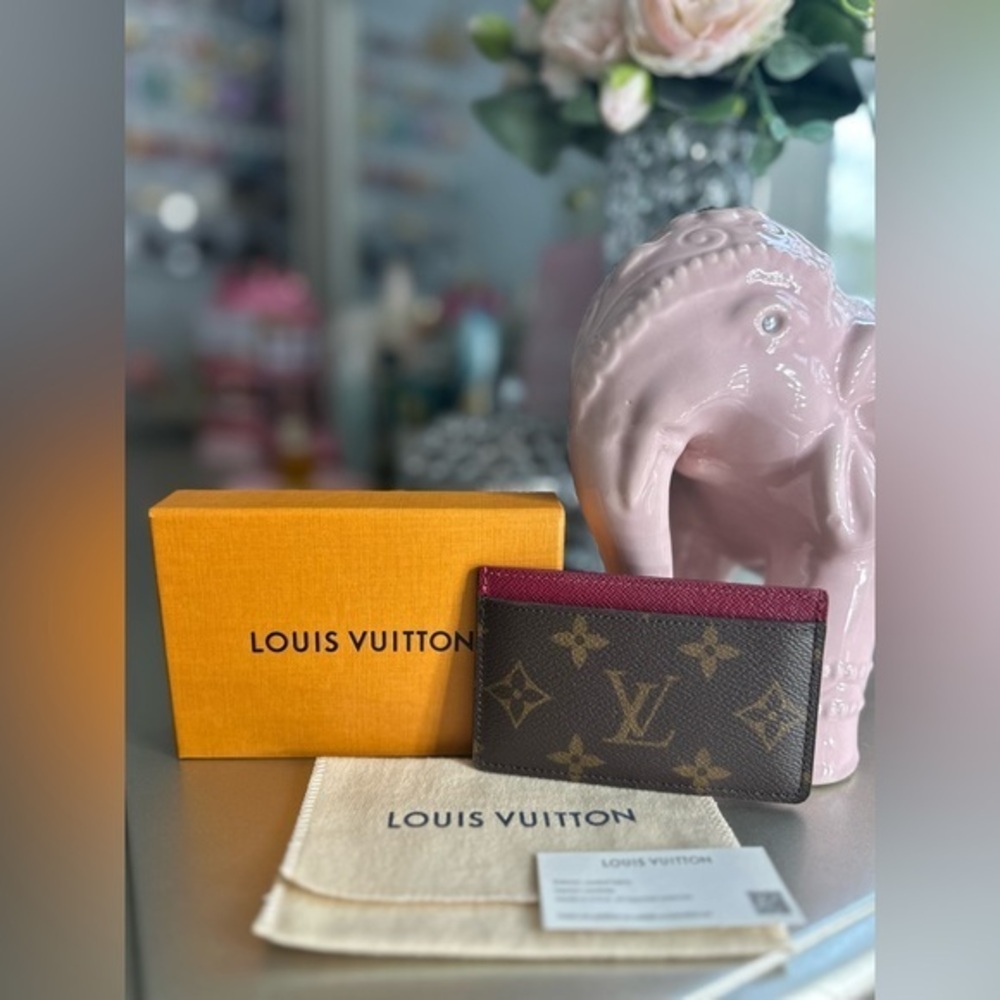 Louis Vuitton Monogram Card Holder